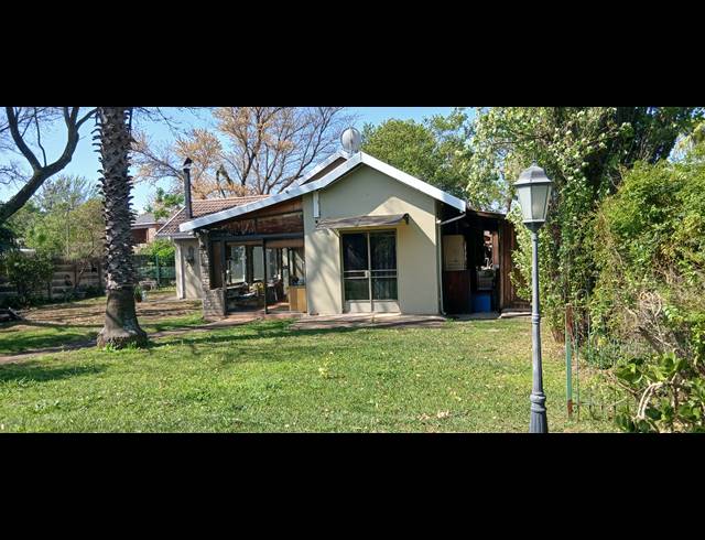 4 BEDROOM HOUSE FOR SALE IN PIONEER PARK